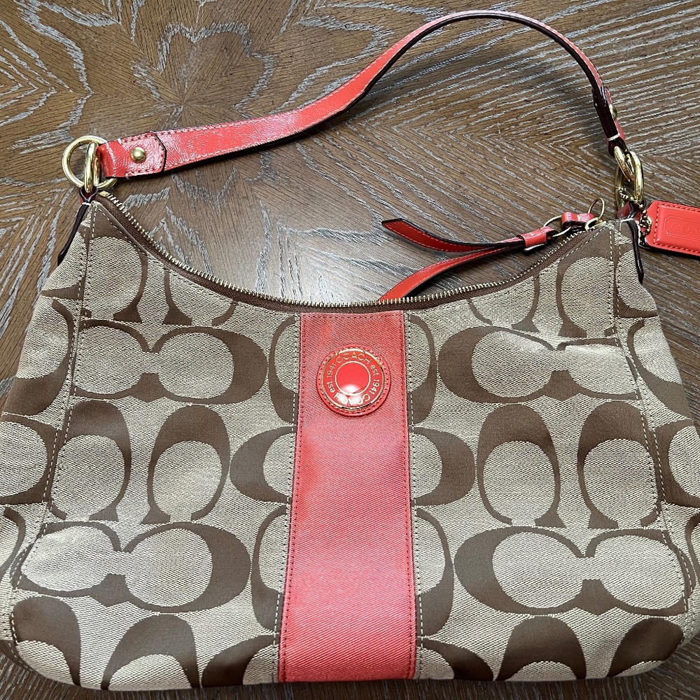 🛍Authentic COACH Signature Jacquard Stripe Convertible Crossbody/Hobo Bag🛍
